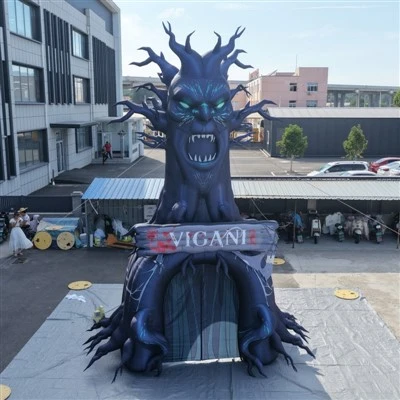 Gigantische opblaasbare Halloween-enge boomingangstunnel