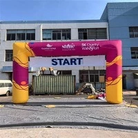 Opblaasbaar start- en finishhek voor marathons